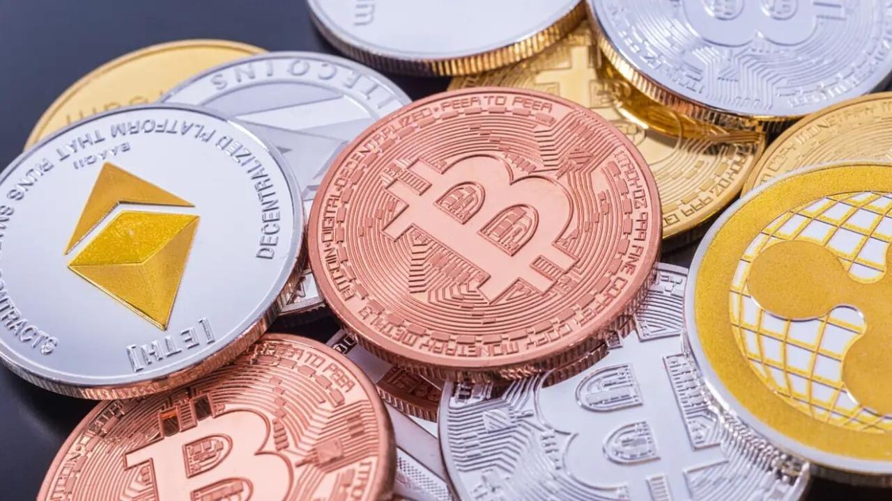 What are the best cryptocurrencies to invest in for the long term in