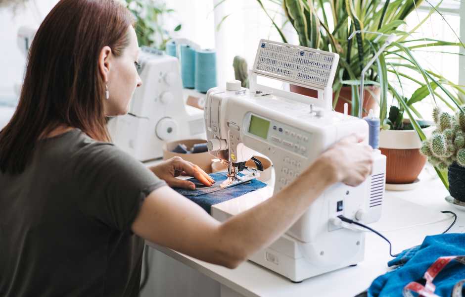 17 Steps To Build A Profitable Side Business